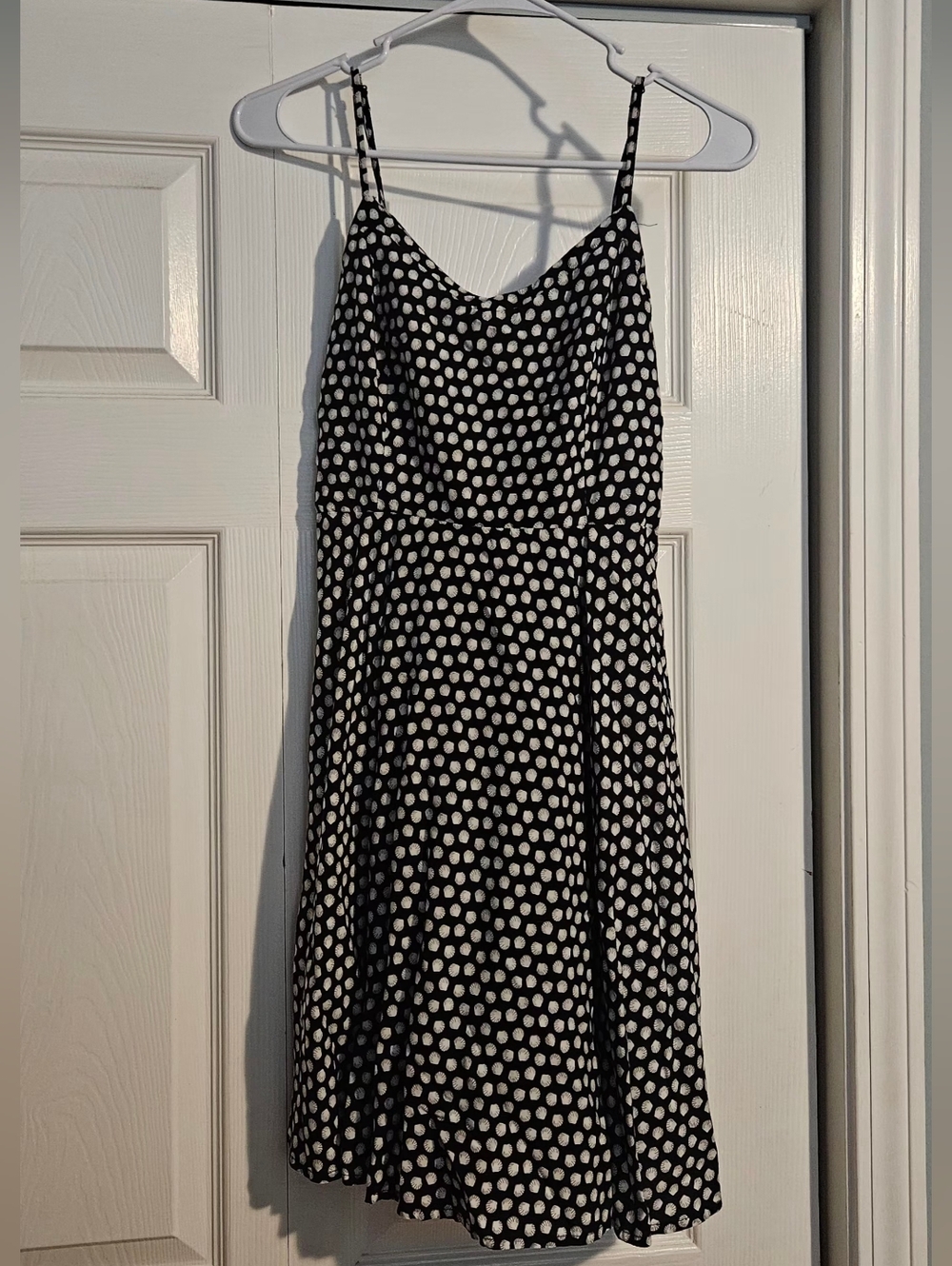 Old Navy Size Small Black Seashell Print 100% Rayon Sundress